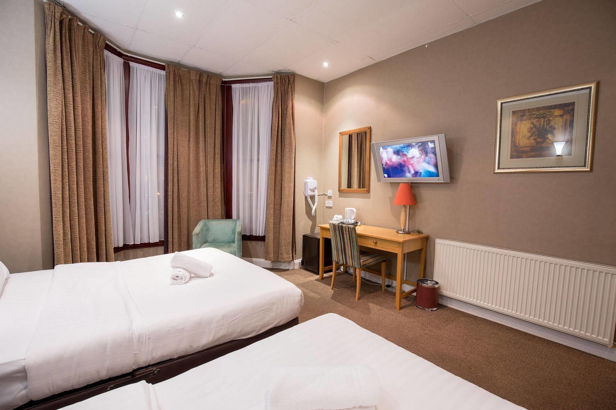 Newham Hotel London Kültér fotó